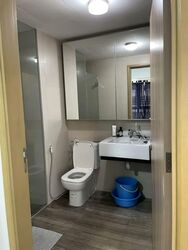 Waterfront Gold (D16), Condominium #605982191